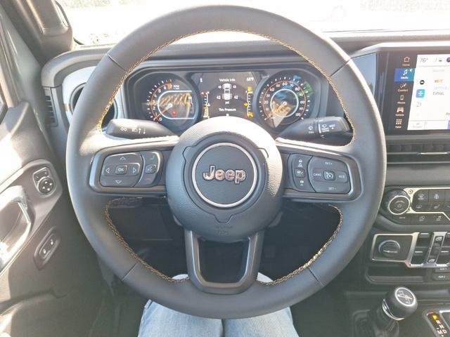 new 2025 Jeep Gladiator car, priced at $48,263