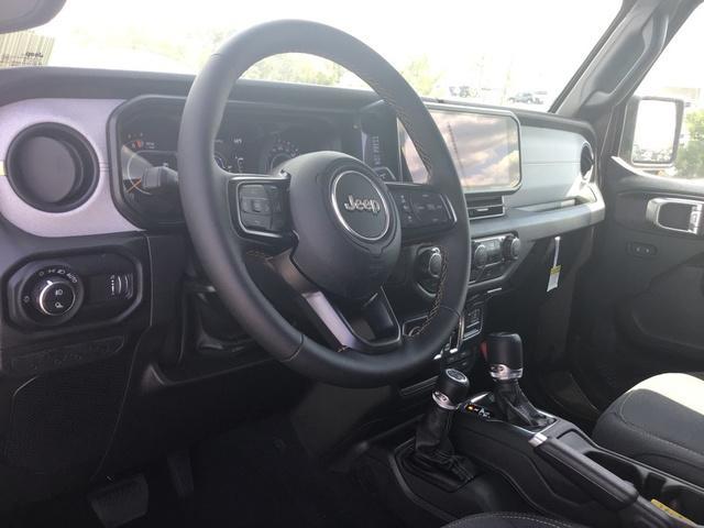 new 2025 Jeep Gladiator car, priced at $47,890