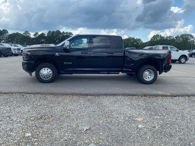 new 2025 Ram 3500 car, priced at $88,076