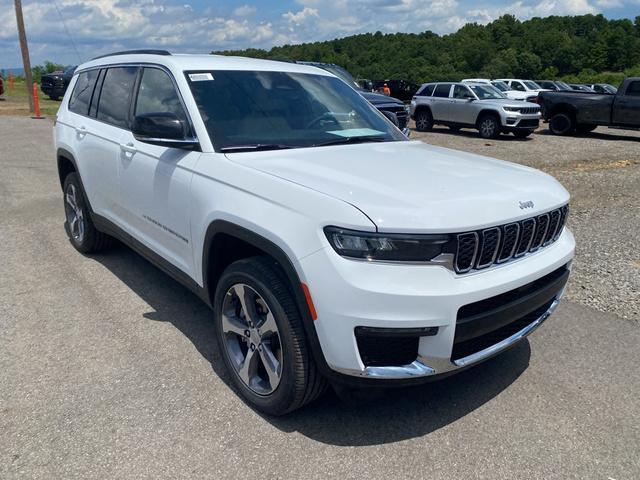 new 2025 Jeep Grand Cherokee L car, priced at $50,419
