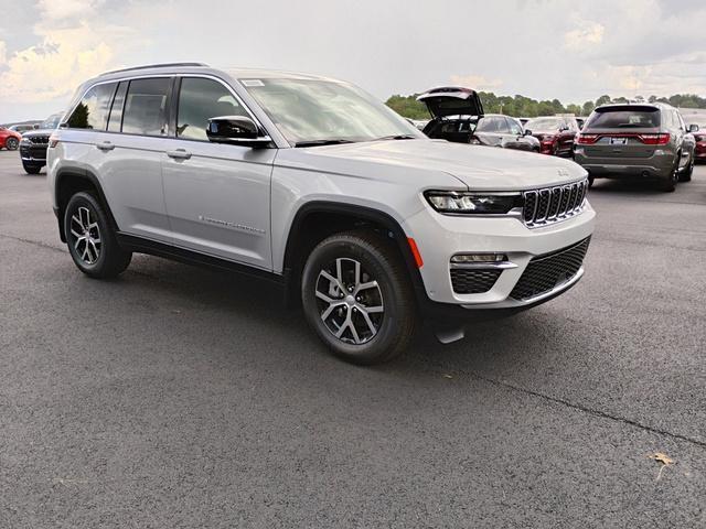 new 2025 Jeep Grand Cherokee car, priced at $49,786