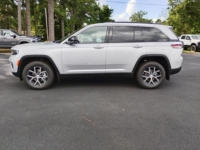 new 2025 Jeep Grand Cherokee car, priced at $49,786