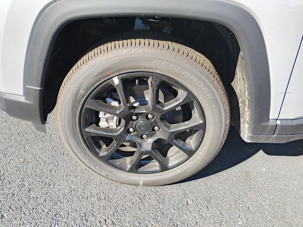 new 2026 Jeep Compass car, priced at $35,416