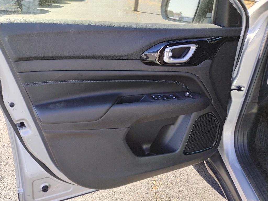 new 2026 Jeep Compass car, priced at $35,416