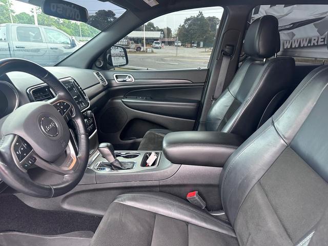 used 2021 Jeep Grand Cherokee car, priced at $27,280