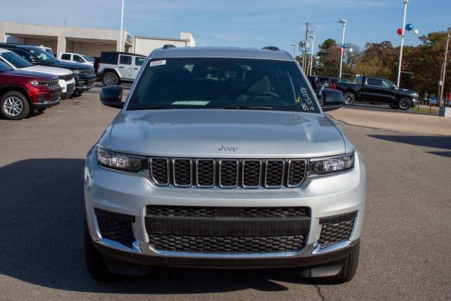 new 2025 Jeep Grand Cherokee L car, priced at $41,925