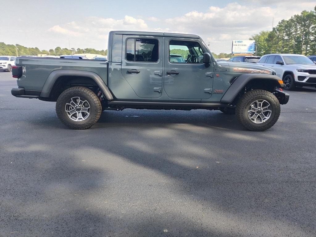 new 2025 Jeep Gladiator car, priced at $56,877