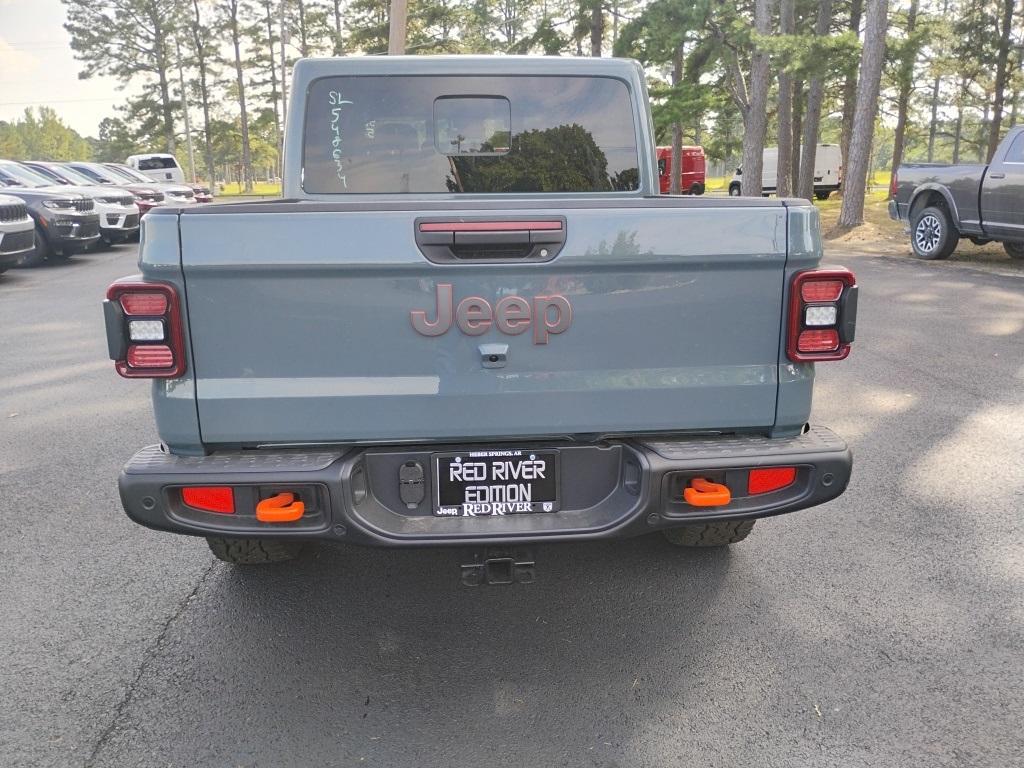 new 2025 Jeep Gladiator car, priced at $56,877
