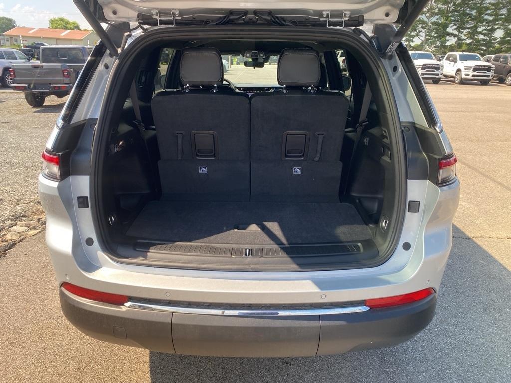 new 2025 Jeep Grand Cherokee L car, priced at $46,579
