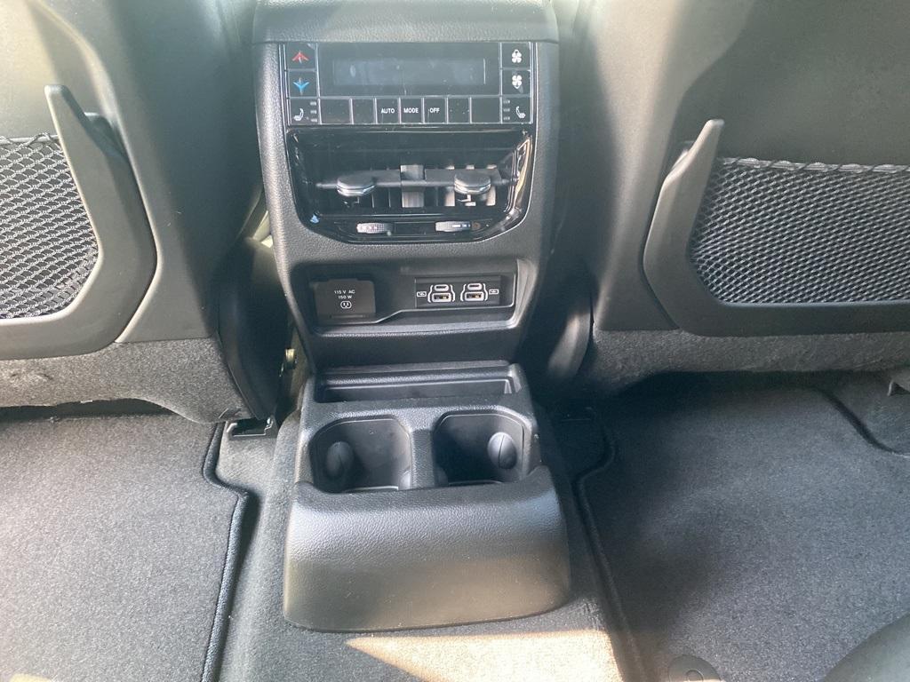 new 2025 Jeep Grand Cherokee L car, priced at $46,579