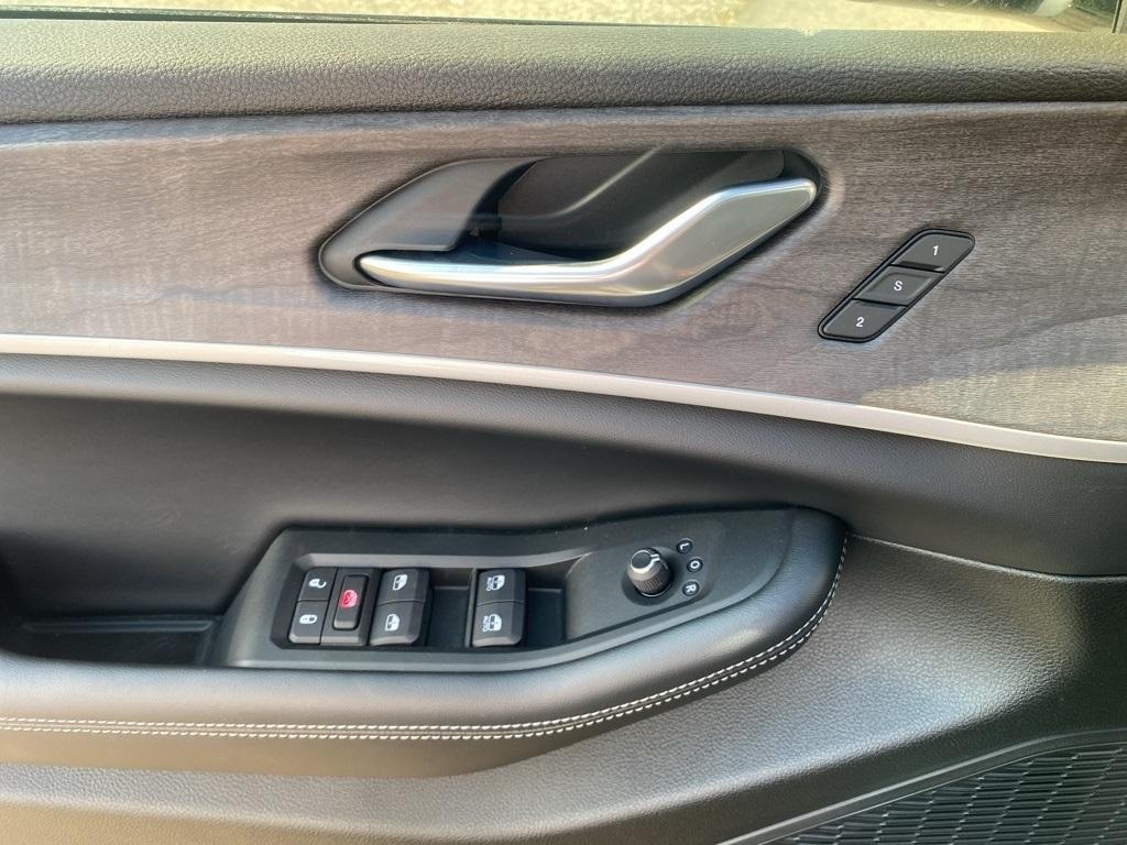 new 2025 Jeep Grand Cherokee L car, priced at $46,579