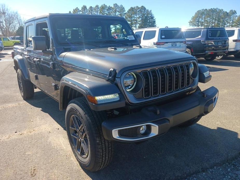 new 2024 Jeep Gladiator car, priced at $51,261