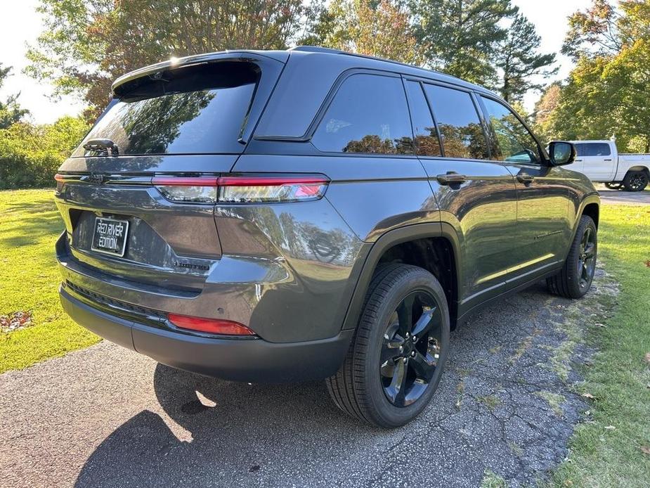 new 2025 Jeep Grand Cherokee car, priced at $54,955