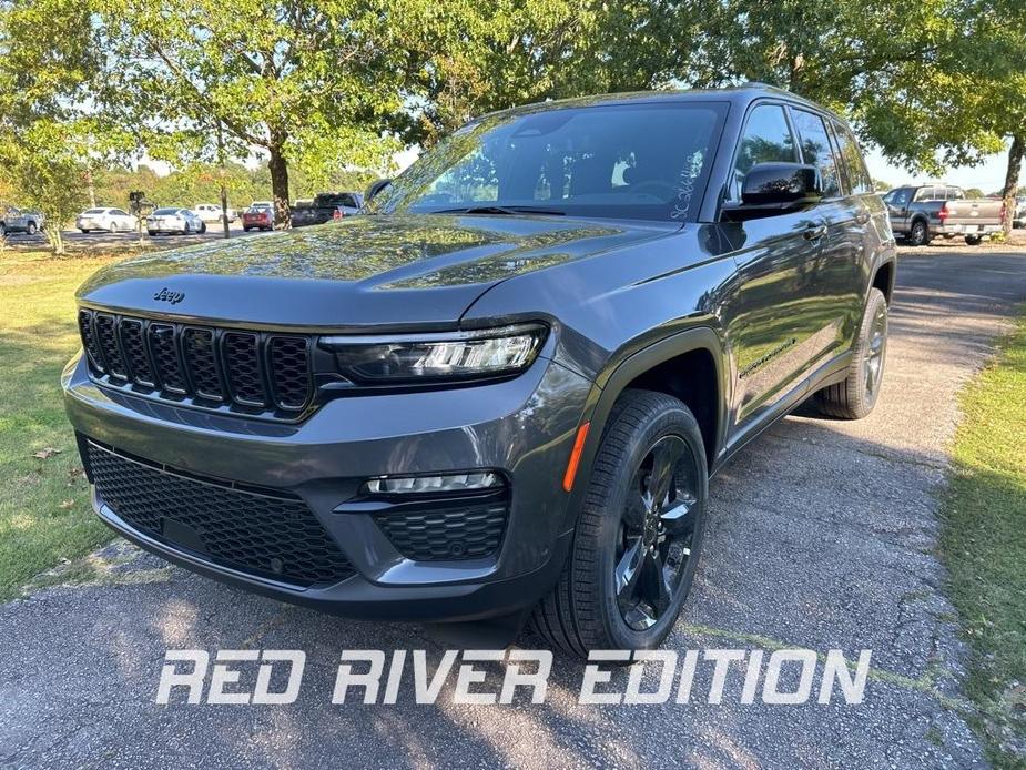 new 2025 Jeep Grand Cherokee car, priced at $54,955