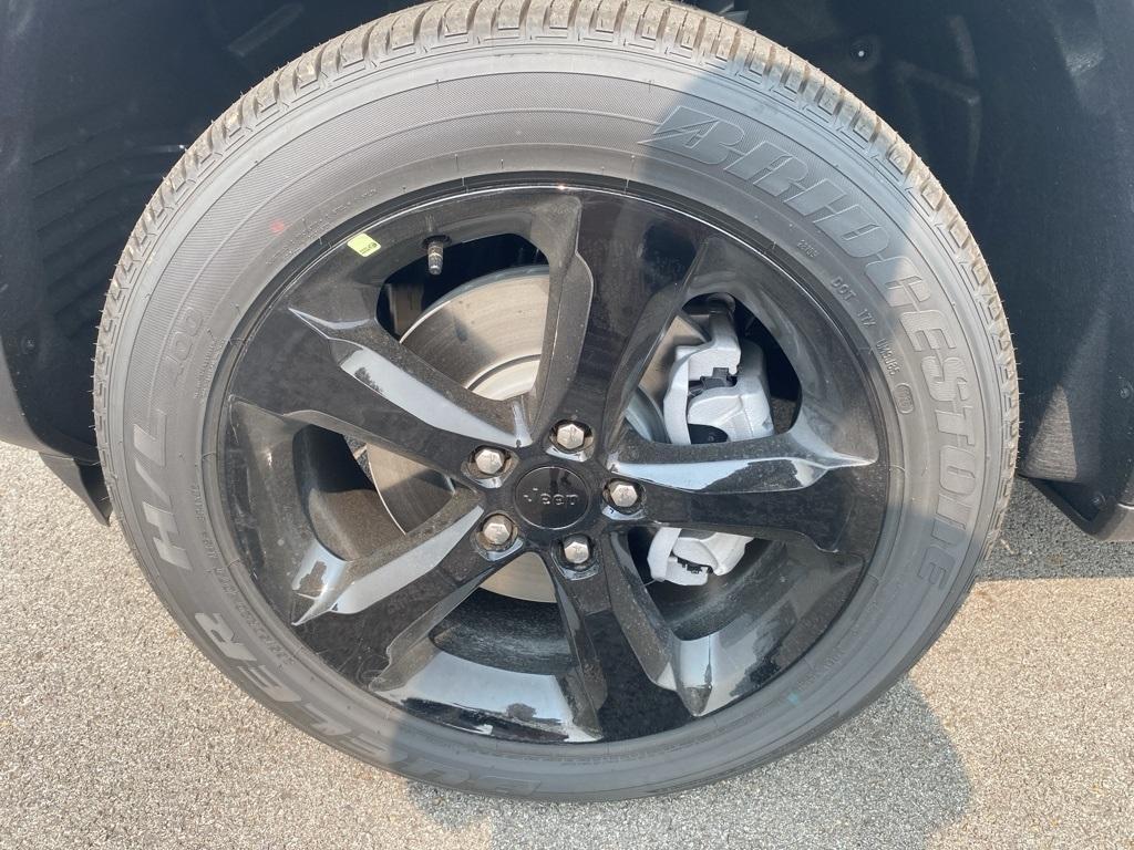 new 2025 Jeep Grand Cherokee L car, priced at $50,053