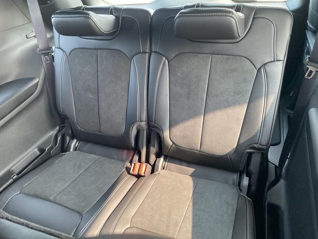 new 2025 Jeep Grand Cherokee L car, priced at $50,053