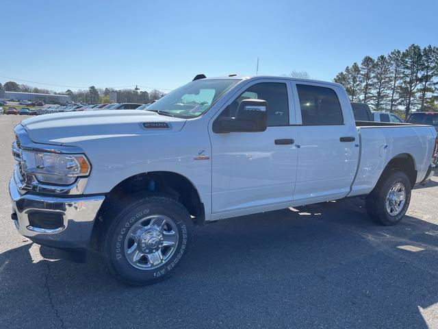 new 2024 Ram 2500 car, priced at $61,421