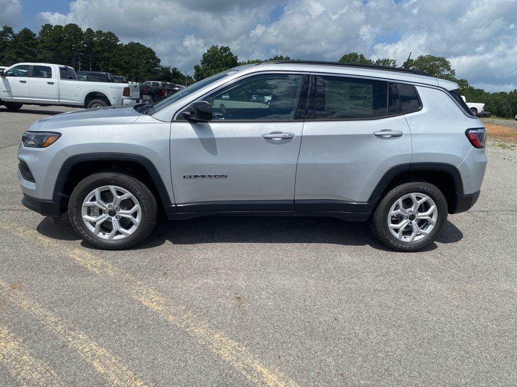 new 2025 Jeep Compass car, priced at $30,546