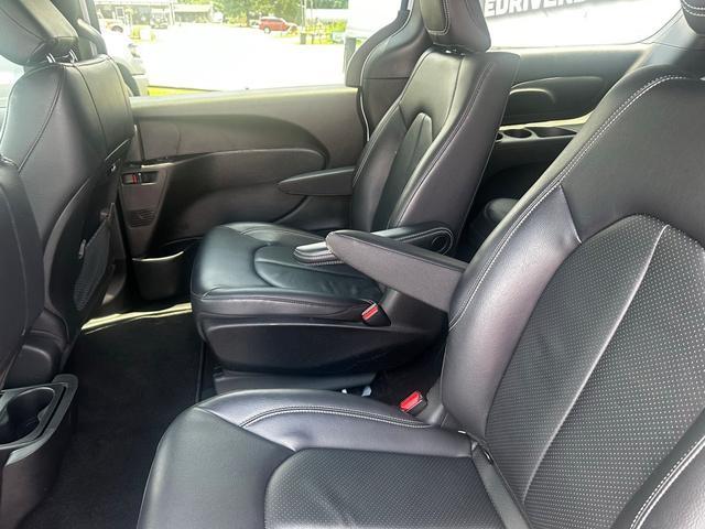 used 2022 Chrysler Pacifica Hybrid car, priced at $27,733