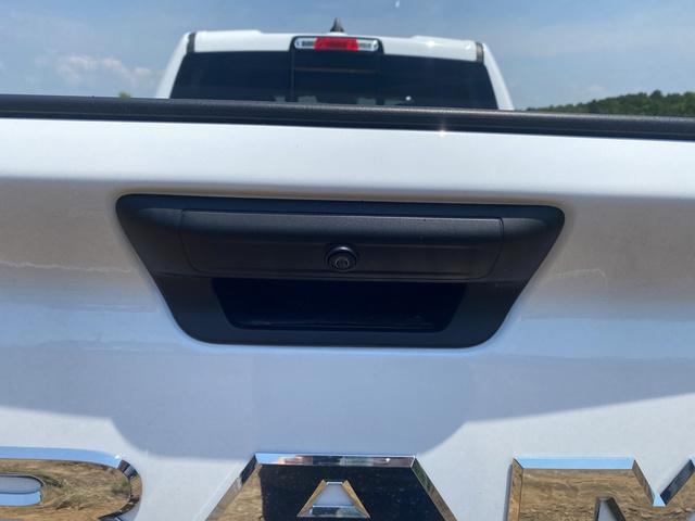 new 2025 Ram 1500 car, priced at $41,671