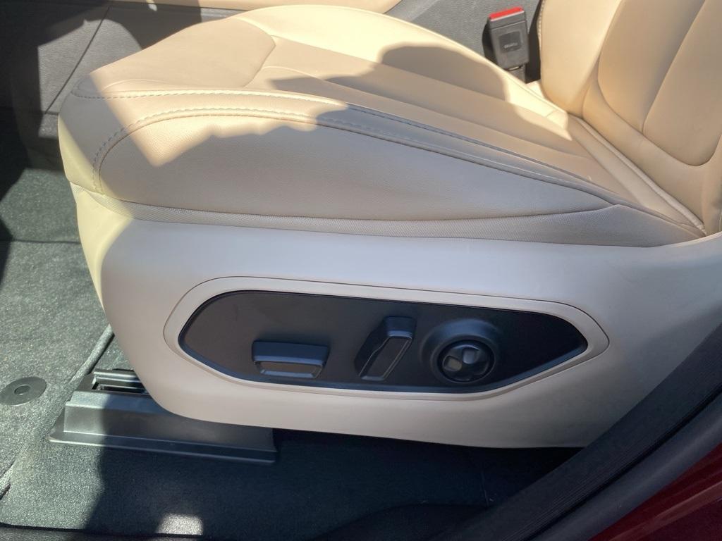 new 2025 Jeep Grand Cherokee L car, priced at $47,696