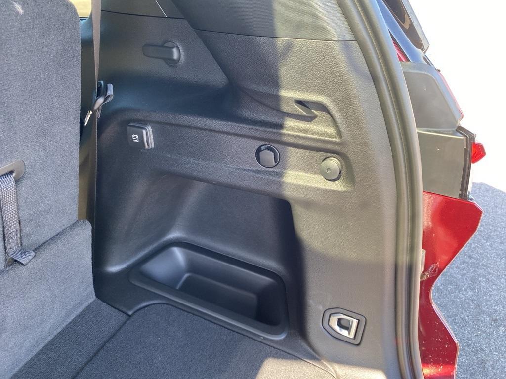 new 2025 Jeep Grand Cherokee L car, priced at $47,696