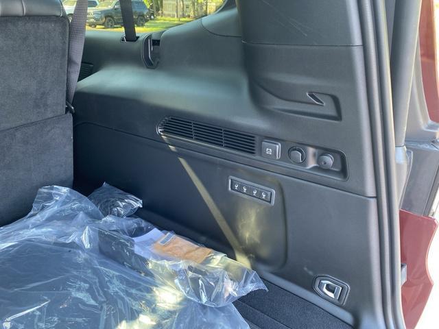 new 2025 Jeep Wagoneer L car, priced at $75,168