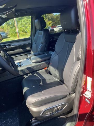 new 2025 Jeep Wagoneer L car, priced at $75,168