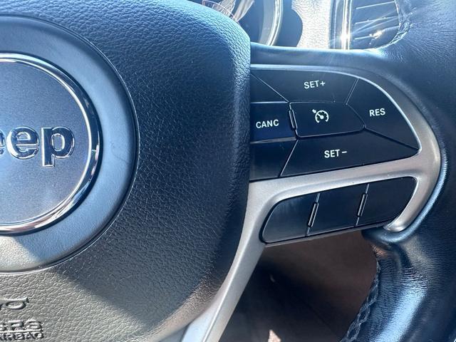 used 2022 Jeep Grand Cherokee WK car, priced at $27,043