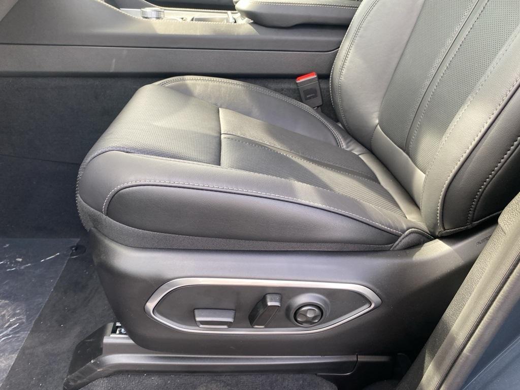 new 2025 Jeep Wagoneer car, priced at $68,374
