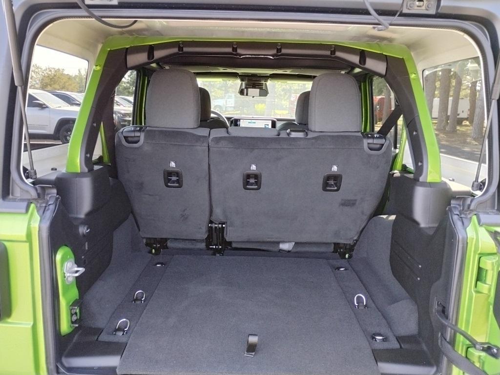 new 2025 Jeep Wrangler car