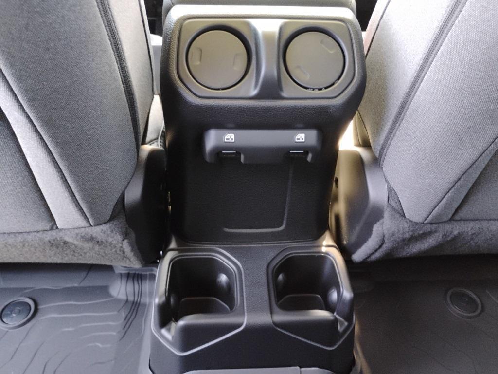 new 2025 Jeep Wrangler car