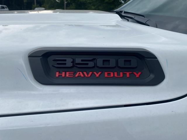 new 2025 Ram 3500 car, priced at $68,171