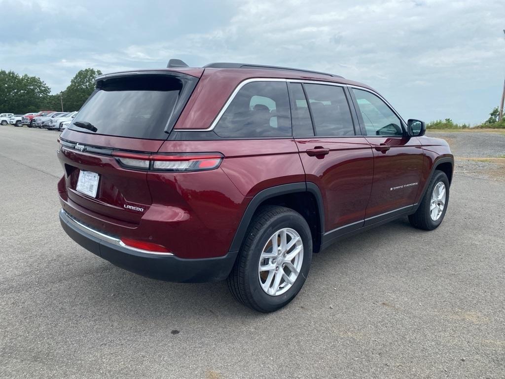 new 2025 Jeep Grand Cherokee car, priced at $39,396
