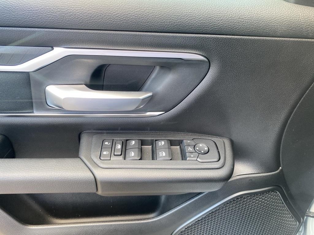 new 2025 Ram 1500 car, priced at $48,521