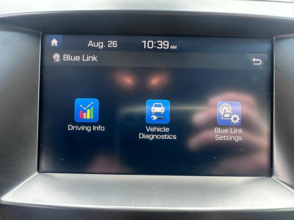 used 2018 Hyundai Santa Fe car, priced at $15,277