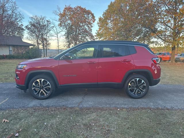 new 2024 Jeep Compass car, priced at $31,935