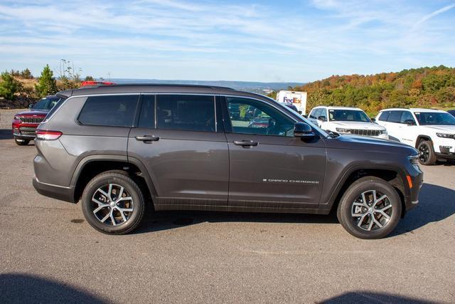 new 2025 Jeep Grand Cherokee L car, priced at $48,790