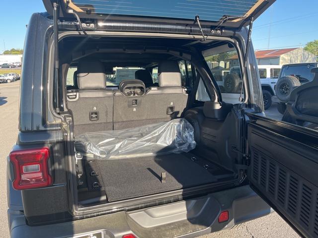 new 2025 Jeep Wrangler car, priced at $60,116