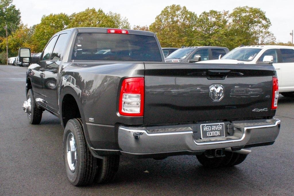 new 2024 Ram 3500 car, priced at $62,662