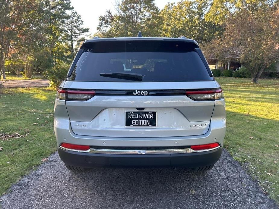 new 2025 Jeep Grand Cherokee car, priced at $53,430