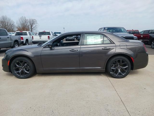 new 2023 Chrysler 300 car, priced at $40,655