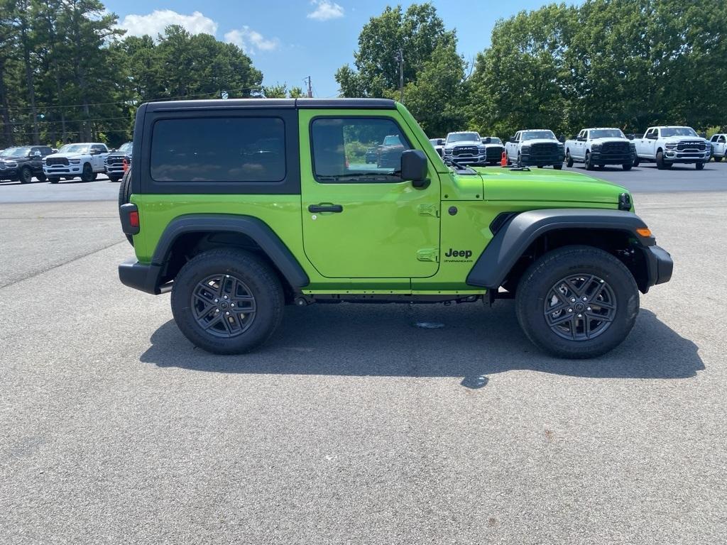 new 2025 Jeep Wrangler car
