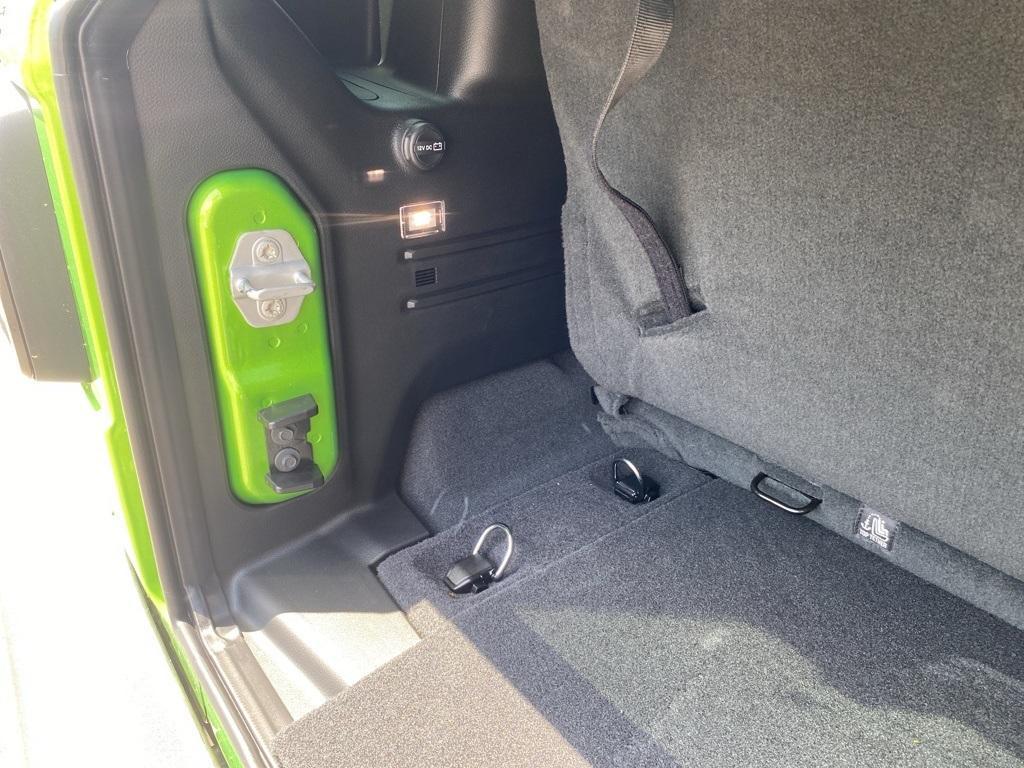 new 2025 Jeep Wrangler car