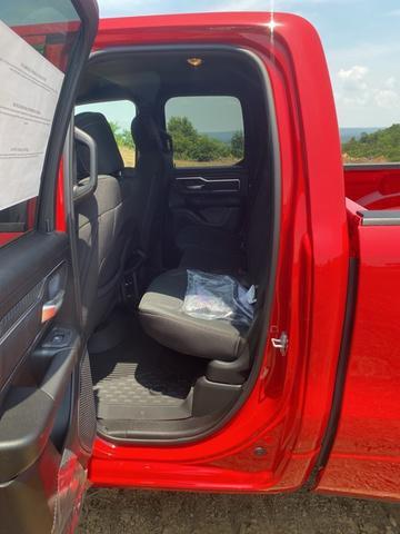 new 2025 Ram 1500 car, priced at $40,671