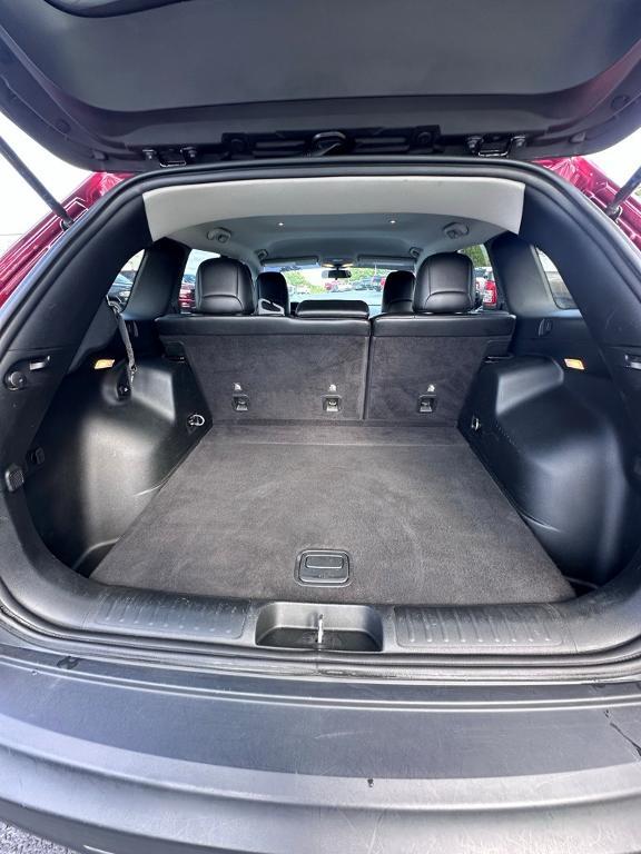 used 2019 Jeep Cherokee car, priced at $14,084