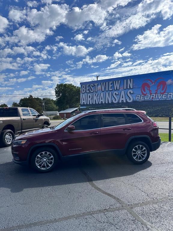 used 2019 Jeep Cherokee car, priced at $14,084