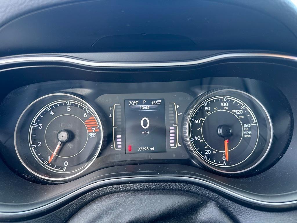 used 2019 Jeep Cherokee car, priced at $14,084