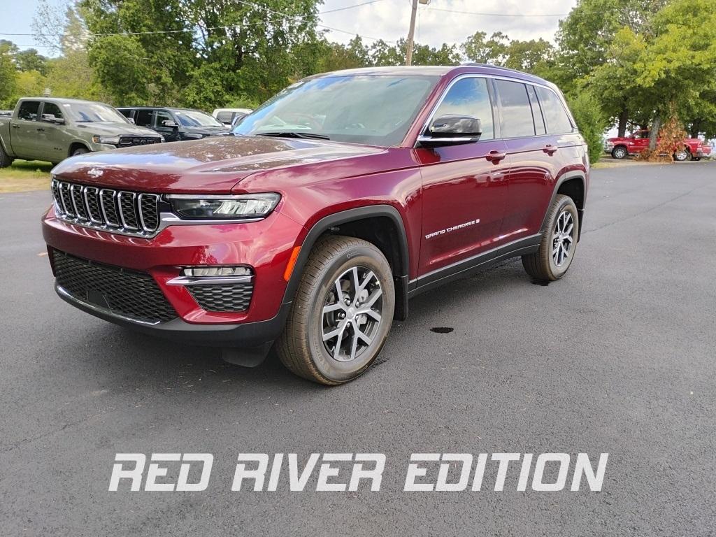 new 2025 Jeep Grand Cherokee car, priced at $43,869