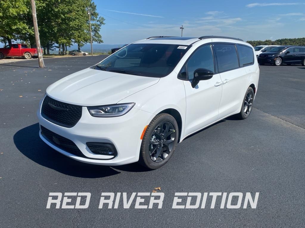 new 2026 Chrysler Pacifica car